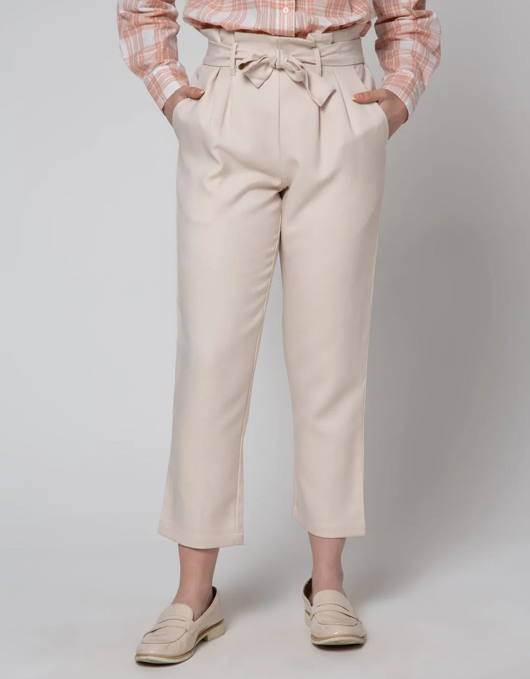 Annisa Celana Ankle Paperbag Tapered Self Tie Pants