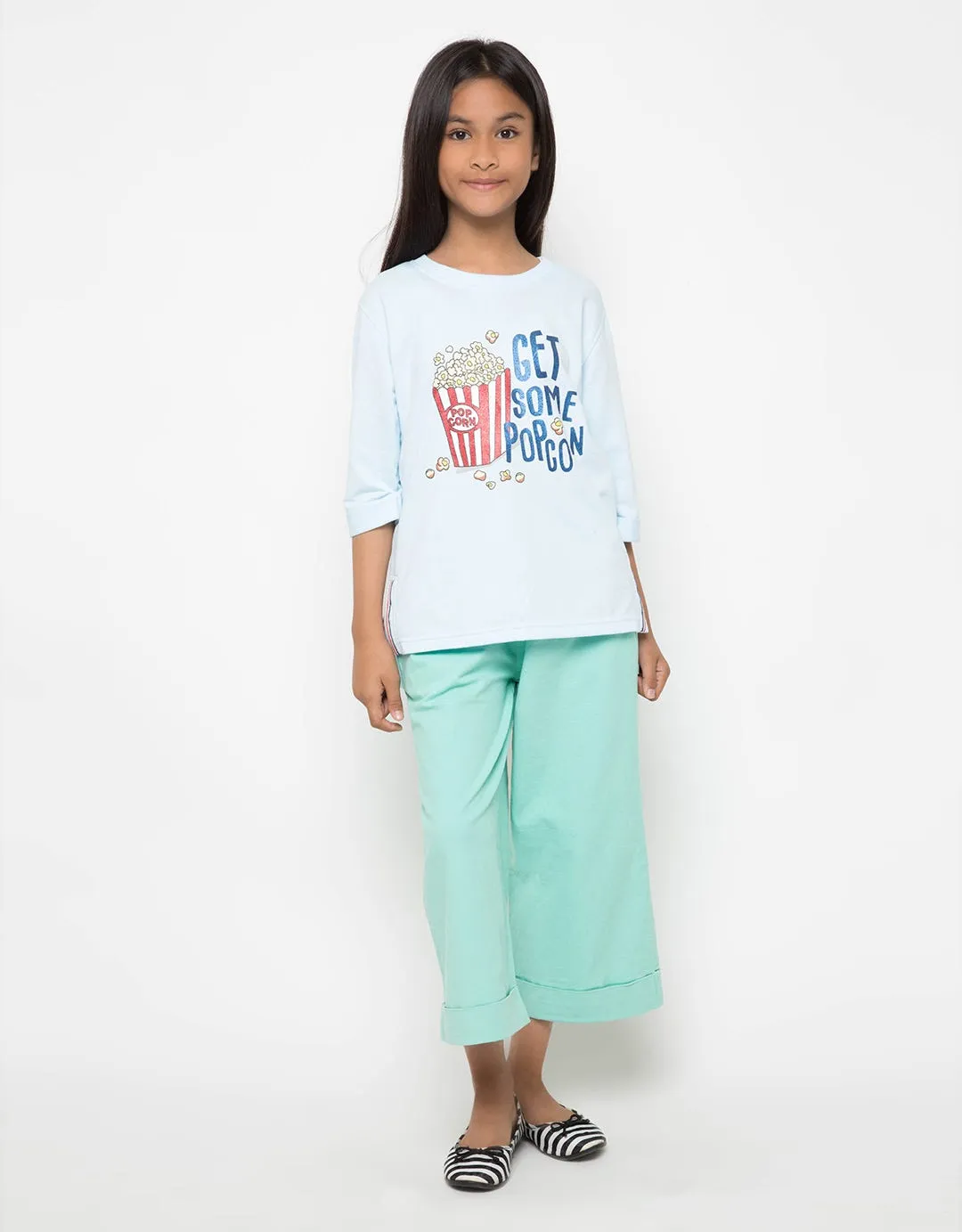 CAPRI PITA DEPAN