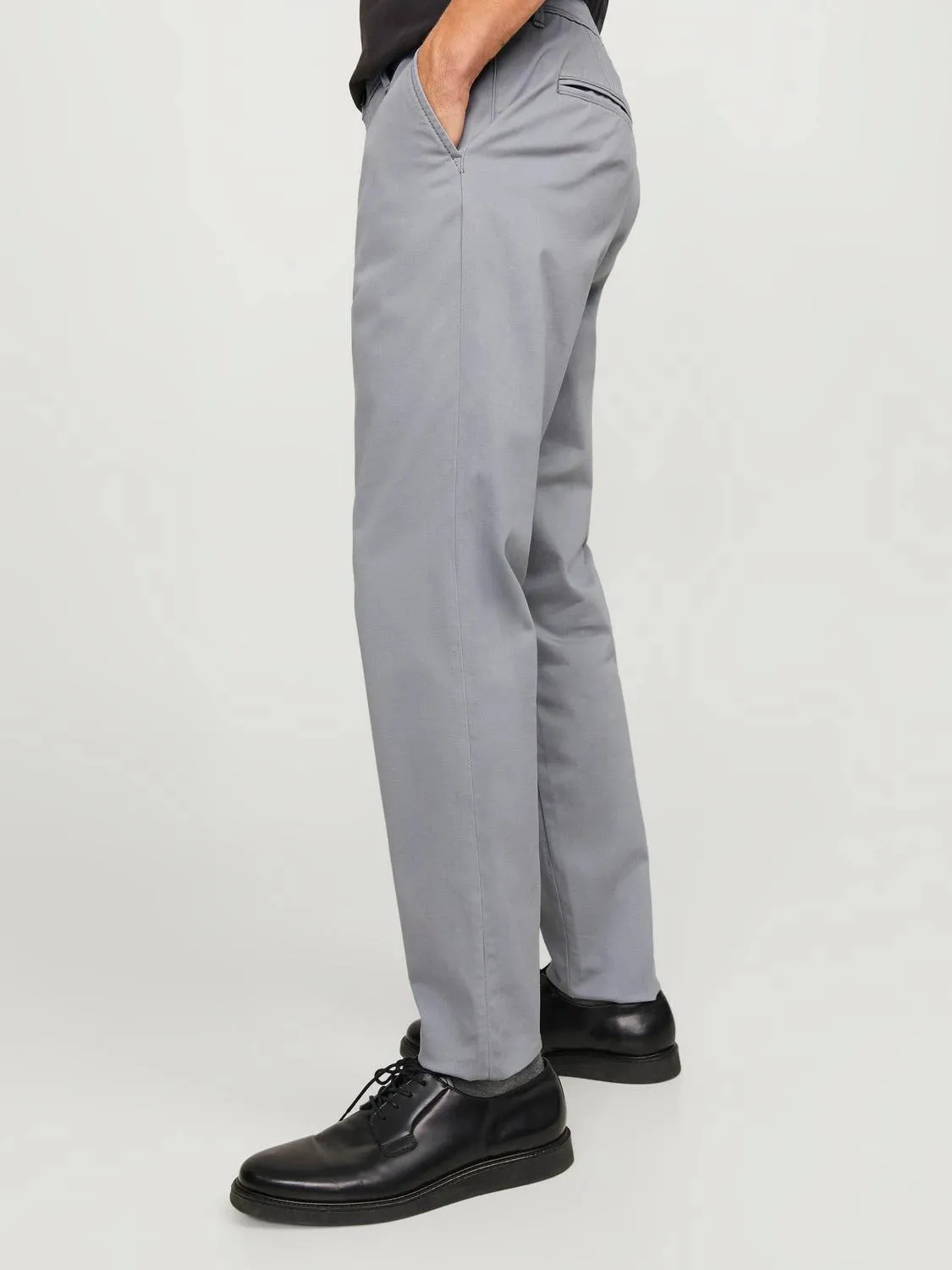Jack & Jones Marco Slim Fit Low Rise Chino pants in LIGHT GREY