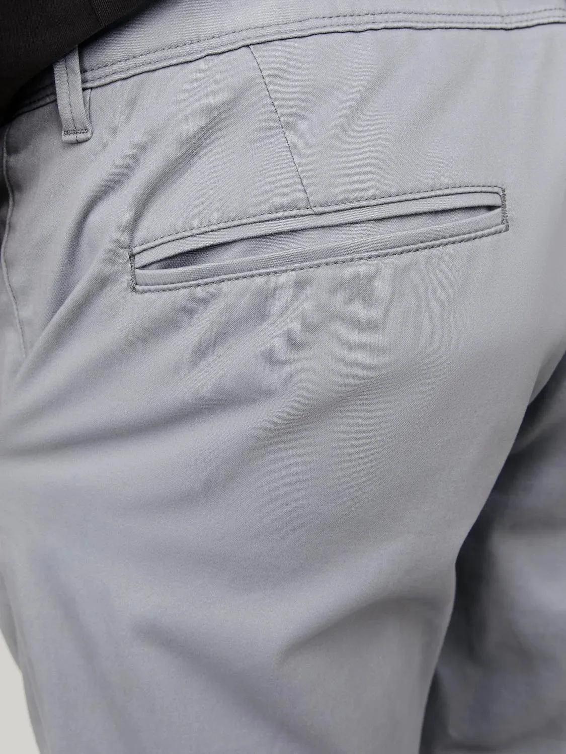 Jack & Jones Marco Slim Fit Low Rise Chino pants in LIGHT GREY